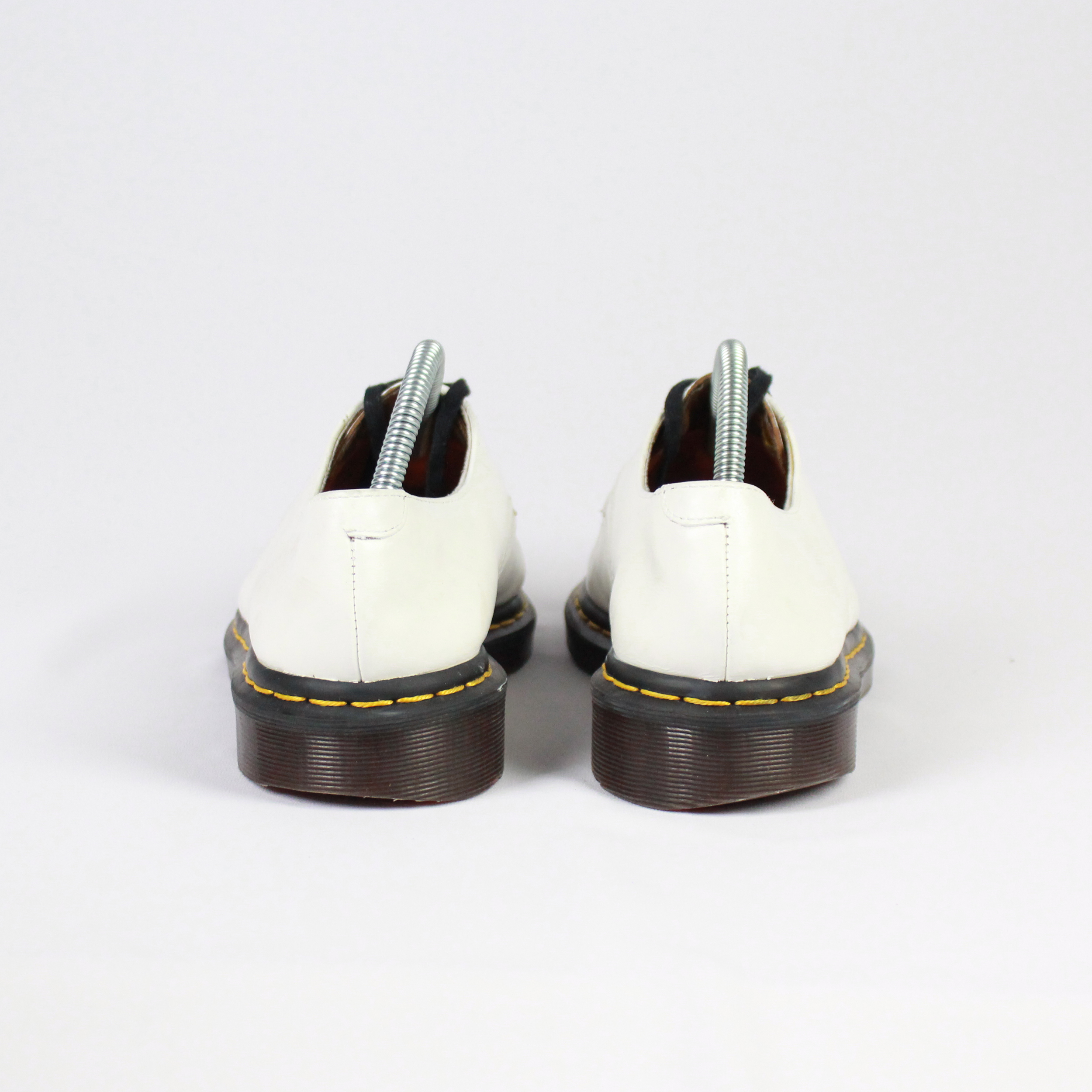 2048 (7 UK) - Image 5