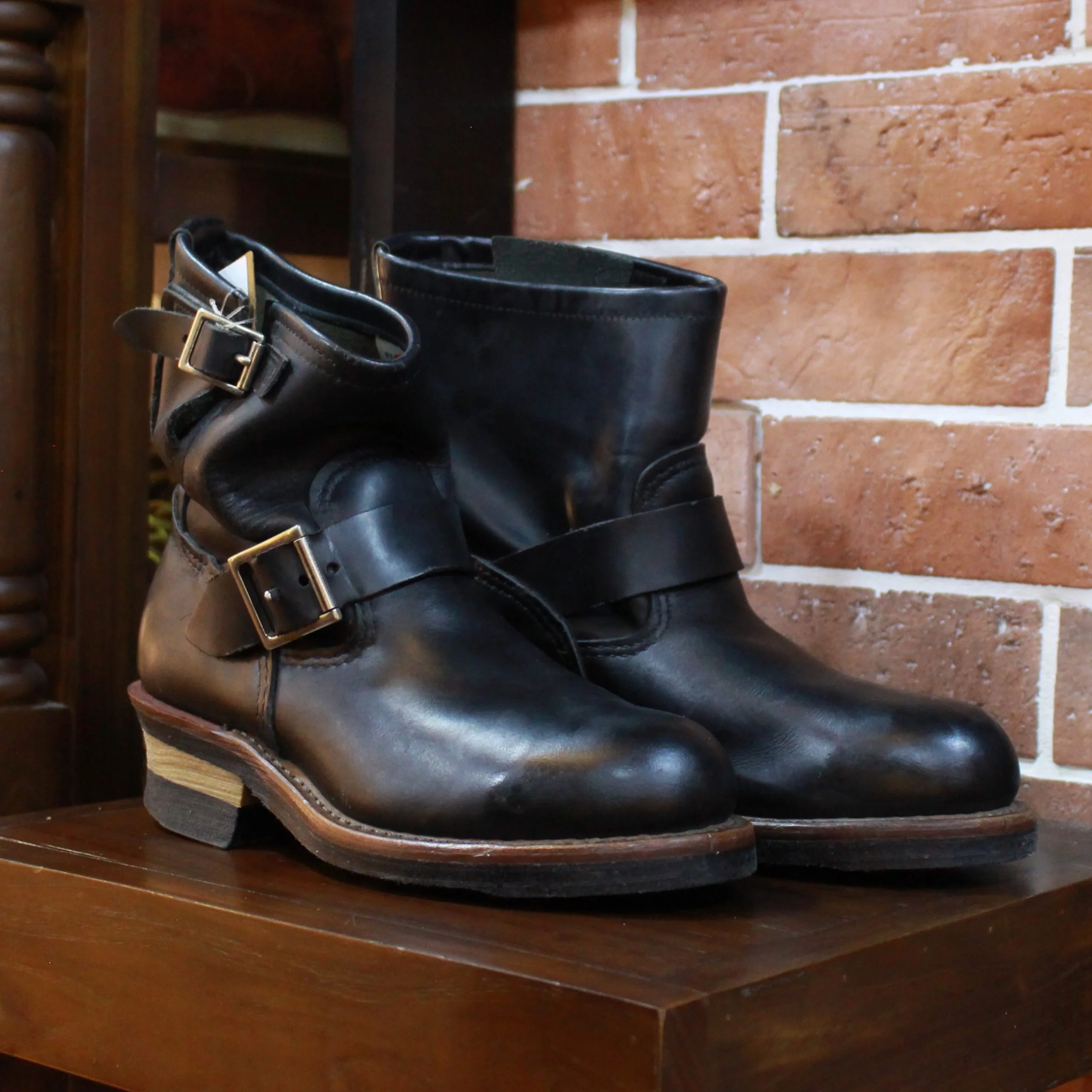 2976 SAFETY BOOTS (4 UK D)